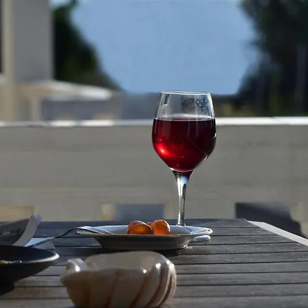 Serenity 度假居 *