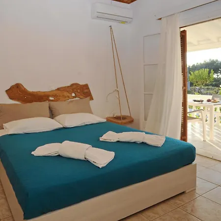 Serenity By Konnect, Next To The בית נופש אגיוס גיורגיוס